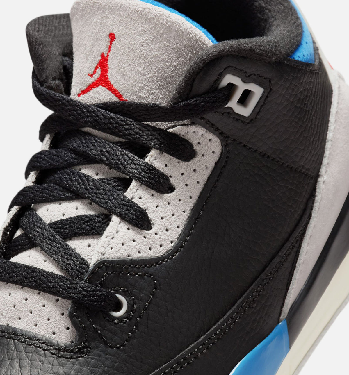 Air Jordan 3 Retro OG Rare Air Preschool Lifestyle Shoe - Black/Chile Red/Neutral Grey